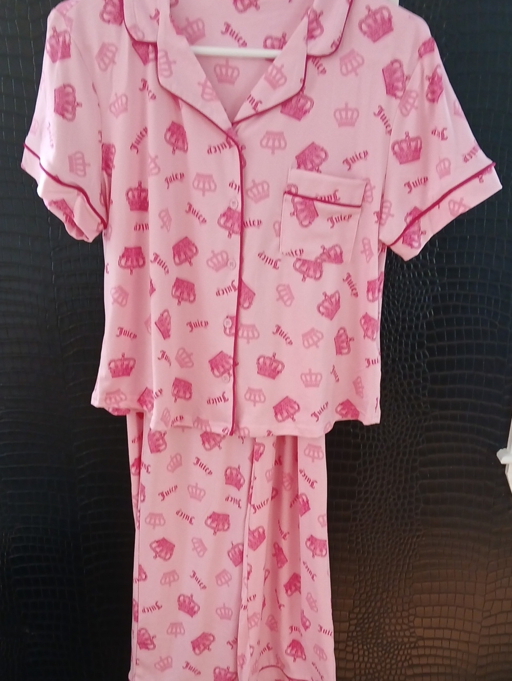 Juicy Couture Pink Short Sleeve Kids Pajama Set with Crown Print